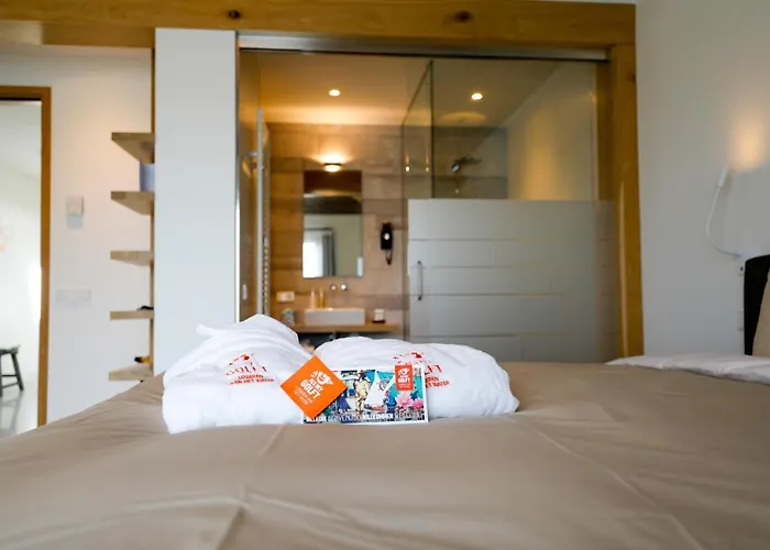 לינה וארוחת בוקר Als Het Golft Roelofarendsveen